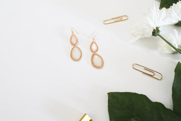 CLEAR QUARTZ DROPS - Purple Lily