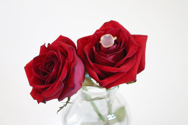 ROSE QUARTZ ONTARI RING - Purple Lily